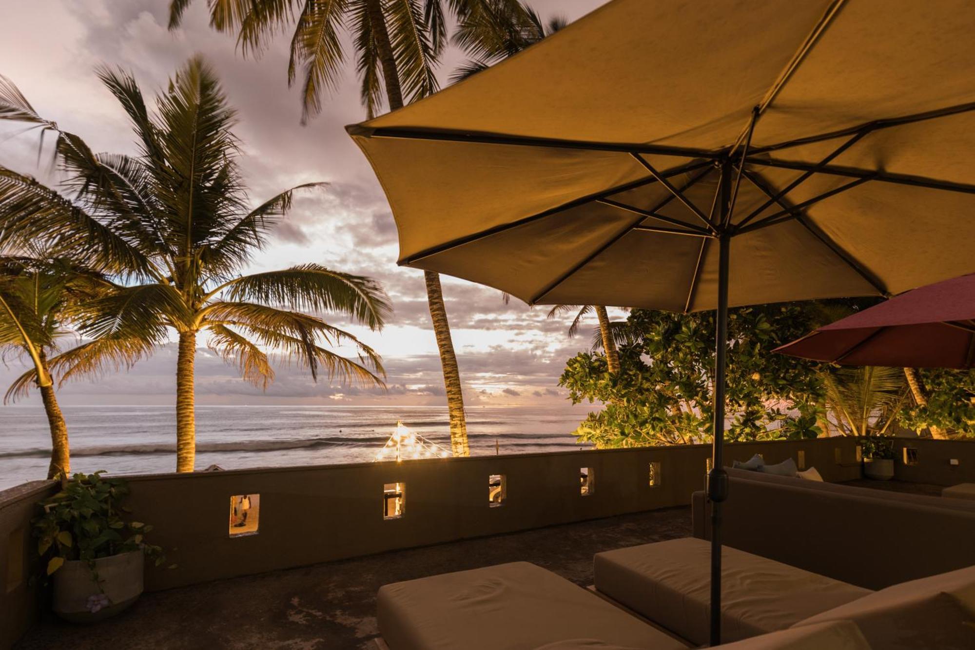 Sea Salt Society Hotel Hikkaduwa Exterior photo