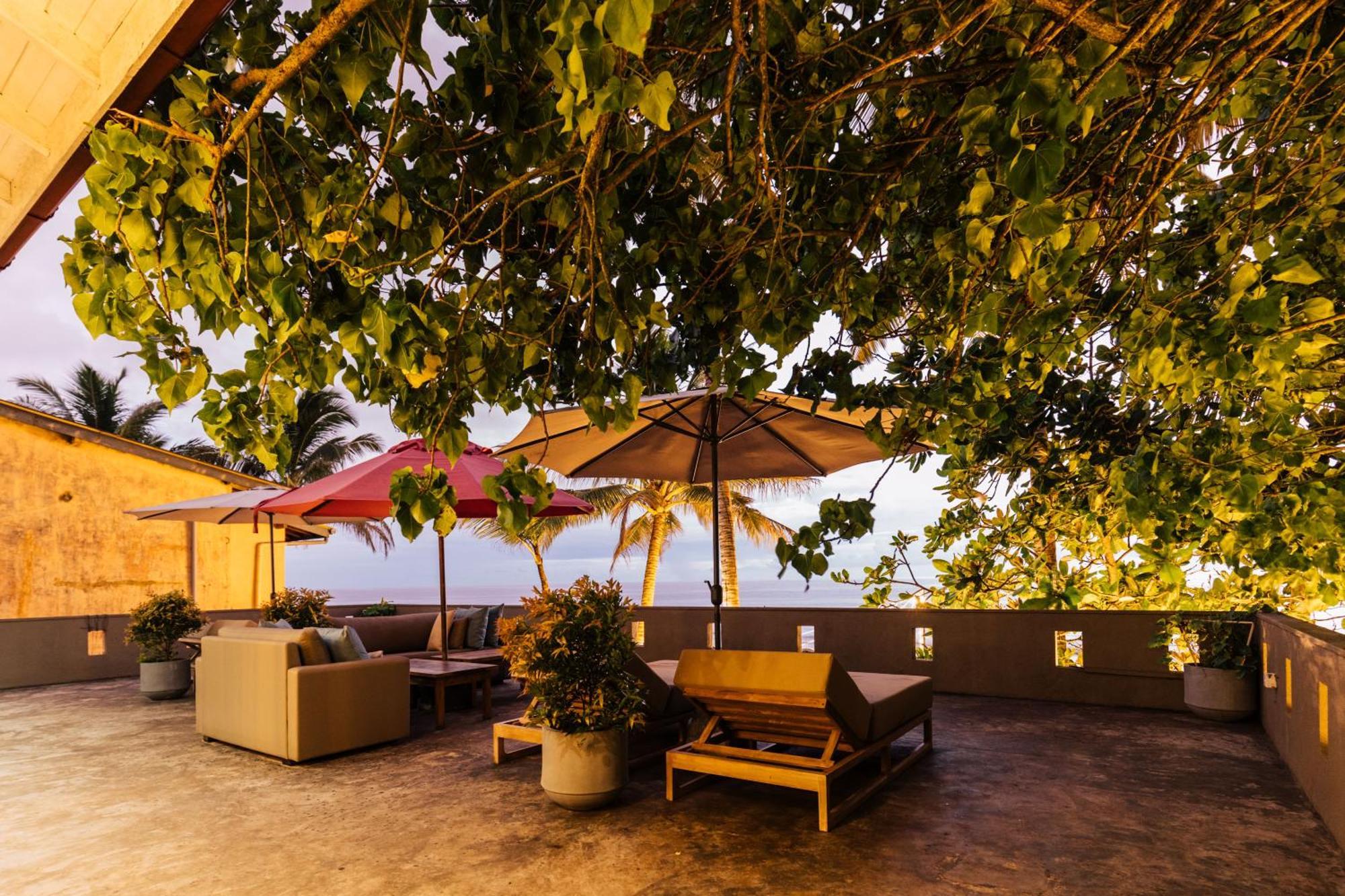 Sea Salt Society Hotel Hikkaduwa Exterior photo